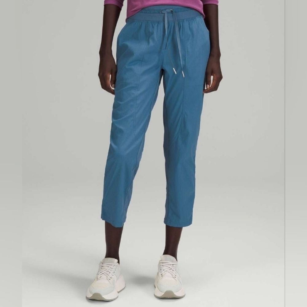 Lululemon Dance Studio Mid-Rise Crop 25"Soft Denim 4